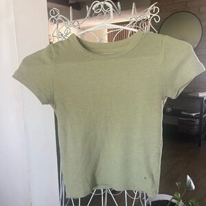 American Eagle Outfitters Green Fitted Cap Sleeve Tee